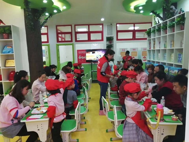 贝尔安亲亲子蛋糕DIY(1).jpg