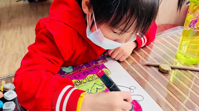 【佛山光明校区】安亲宝贝五彩斑澜的绘画世界
